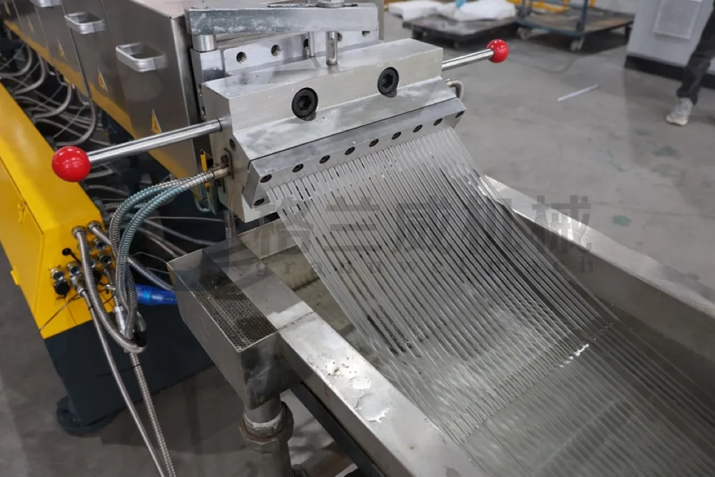 Granuwel Plastic Recycling Twin Screw Extruder