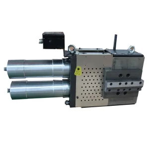 Dual column screen changer